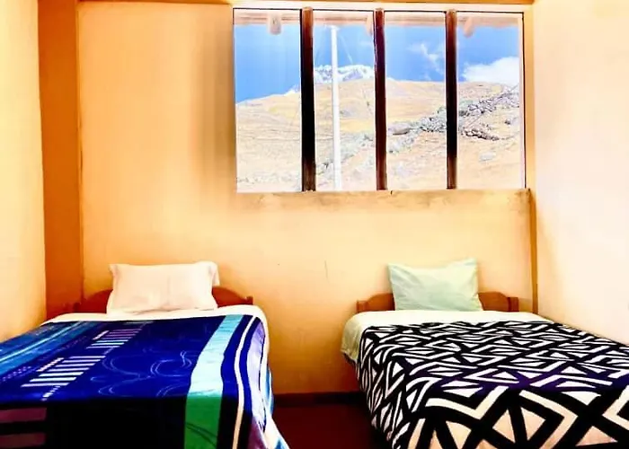 Ausagate Hotel Tinki